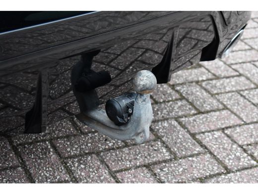 BMW 3 Serie Touring 330e M-Sport Pano ACC Trekh H/K HUD 19inch Stuurverw ActivLease financial lease