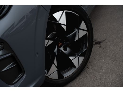 CUPRA Terramar 1.5 TSI e-Hybrid 272pk VZ Performance Garantie t/m 2030 | Trekhaak | Panoramadak | Sennheiser | S... ActivLease financial lease
