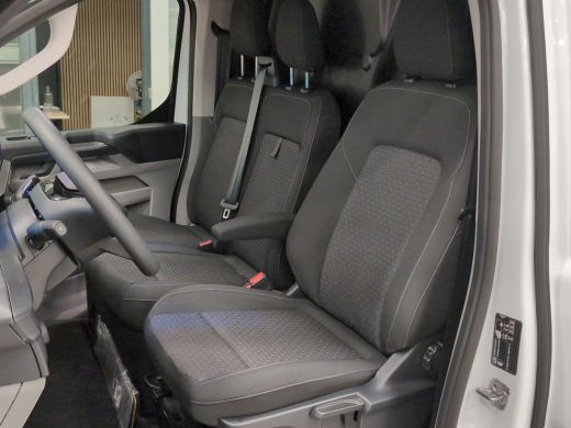 Ford E-Transit Custom 320 L1H1 65 kWh 2300kg Trekgewicht | Camera | 3-Zits | | Achteruitrijcamera | Apple Carplay/Andro... ActivLease financial lease
