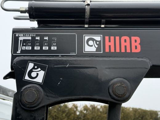 Ford Transit 2.0 TDCI EURO 6 / PICK UP / HIAB KRAAN T-CLX 013 / 2.7 TONS TREKHAAK / 34.988 KM! / 1e EIG. / 3-Z... ActivLease financial lease