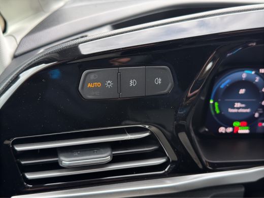 Ford Transit Connect 1.5 EcoB PHEV L2 Limited | AGR Leder | Trekhaak | Winterpack | Camera | Achteruitrijcamera | Appl... ActivLease financial lease