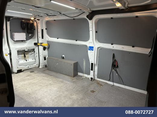 Ford Transit Custom 2.0 TDCI 130pk L2H1 Euro6 Airco | Camera | Apple Carplay | LED | Cruisecontrol | 2800kg Trekhaak ... ActivLease financial lease