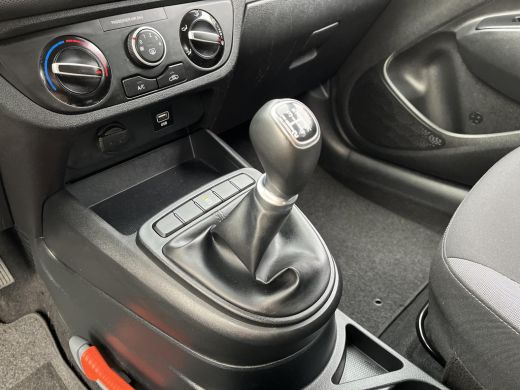 Hyundai i10 1.0 Comfort | Apple Carplay - Android Auto | All-season banden | Rijklaarprijs! ActivLease financial lease