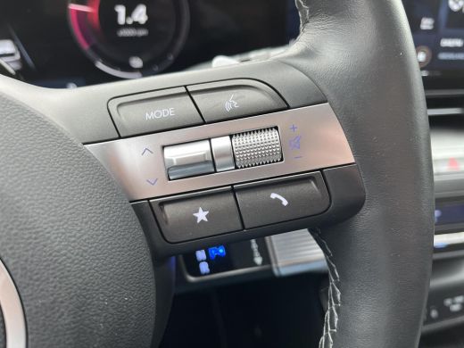 Hyundai Kona 1.6 GDI HEV Premium | 360&deg; camera | Bose geluidsysteem | Elek. stoelen met geheugen | Rijklaarprijs! ActivLease financial lease