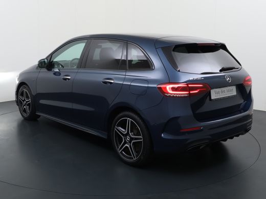 Mercedes-Benz B-Klasse 250e AMG // Distronic // 360 Camera // Memory // Burmester // Headup // Keyless // MultiBeam LED ... ActivLease financial lease