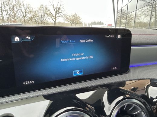 Mercedes-Benz CLA 250e AMG // Panoramadak // Nightpakket // Sfeerverlichting // Carplay // Camera // Keyless // Mul... ActivLease financial lease