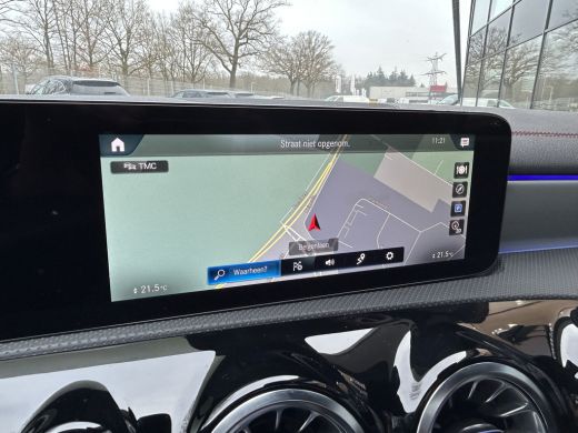 Mercedes-Benz CLA 250e AMG // Panoramadak // Nightpakket // Sfeerverlichting // Carplay // Camera // Keyless // Mul... ActivLease financial lease