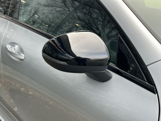 Mercedes-Benz CLA 250e AMG // Panoramadak // Nightpakket // Sfeerverlichting // Carplay // Camera // Keyless // Mul... ActivLease financial lease