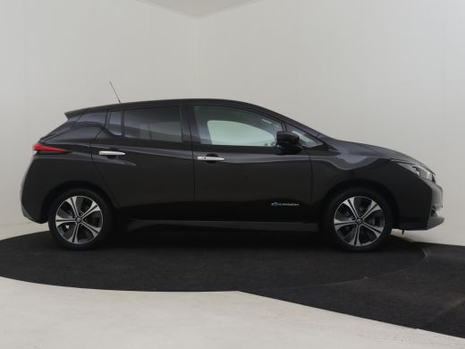 Nissan Leaf e+ Tekna 62 kWh 217pk | 360&deg; camera | Dodehoek detectie | Stoelverwarming | Cruise control adapti... ActivLease financial lease
