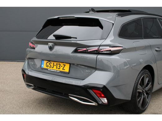 Peugeot 308 SW 1.2 Hybrid 136 e-DCS6 GT | Automaat | Navigatie | Camera | Panorama/schuifdak | 18" Inch licht... ActivLease financial lease