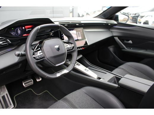 Peugeot 308 SW 1.2 Hybrid 136 e-DCS6 GT | Automaat | Navigatie | Camera | Panorama/schuifdak | 18" Inch licht... ActivLease financial lease