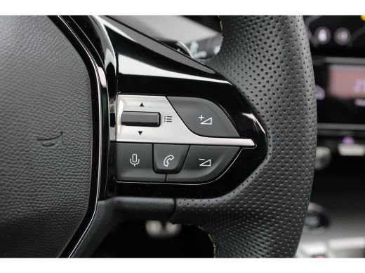 Peugeot 308 SW 1.2 Hybrid 136 e-DCS6 GT | Automaat | Navigatie | Camera | Panorama/schuifdak | 18" Inch licht... ActivLease financial lease