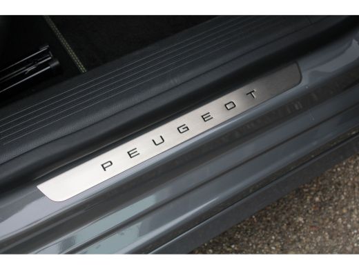 Peugeot 308 SW 1.2 Hybrid 136 e-DCS6 GT | Automaat | Navigatie | Camera | Panorama/schuifdak | 18" Inch licht... ActivLease financial lease