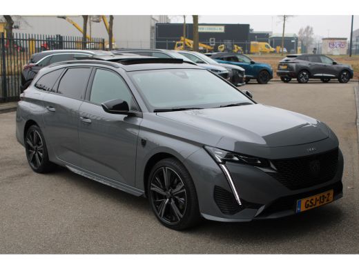 Peugeot 308 SW 1.2 Hybrid 136 e-DCS6 GT | Automaat | Navigatie | Camera | Panorama/schuifdak | 18" Inch licht... ActivLease financial lease
