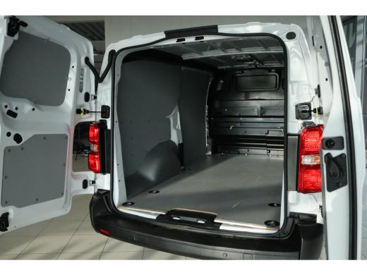 Peugeot Expert 2.0 BlueHDi 145 L3 | Cruise Control | Betimmering | Camera | Navi | Carplay | Sensoren | Climate ActivLease financial lease