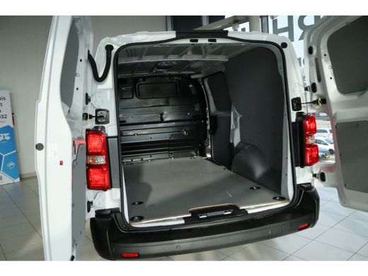 Peugeot Expert 2.0 BlueHDi 145 L3 | Cruise Control | Betimmering | Camera | Navi | Carplay | Sensoren | Climate ActivLease financial lease