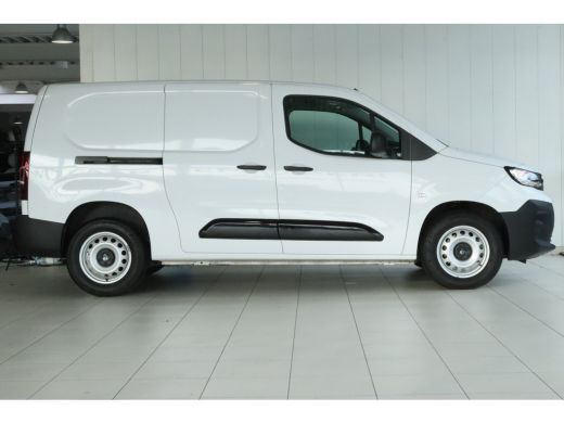 Peugeot Partner 1.5 BlueHDi 100 S&S L2 | Cruise COntrol | Sensoren | Carplay | Airco | Navi | Betimmering | 3-Zits ActivLease financial lease