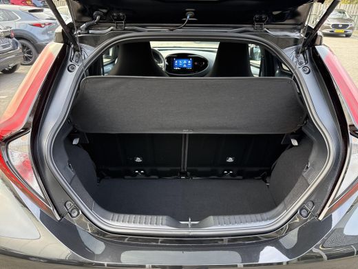 Toyota Aygo 1.0 VVT-i MT Pulse | Apple CarPlay/Android auto | Achteruitrijcamera | Stoelverwarming ActivLease financial lease