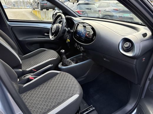 Toyota Aygo 1.0 VVT-i MT Pulse | Apple CarPlay/Android auto | Achteruitrijcamera | Stoelverwarming ActivLease financial lease