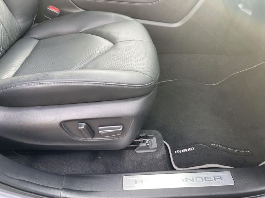 Toyota Highlander 2.5 AWD Hybrid Premium 7zits ActivLease financial lease