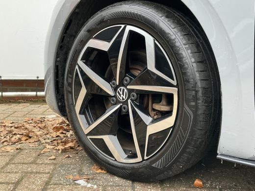 Volkswagen ID.3 First Plus 58 kWh Carplay Adap.Cruise Camera Stoel/Stuurverw Keyless Led NL-Auto! ActivLease financial lease