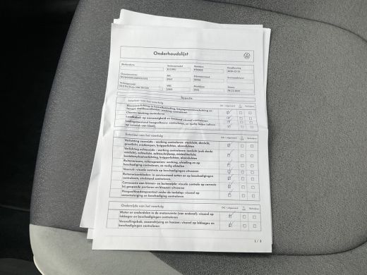 Volkswagen ID.3 First Plus 58 kWh Carplay Adap.Cruise Camera Stoel/Stuurverw Keyless Led NL-Auto! ActivLease financial lease