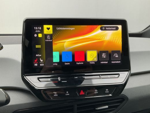 Volkswagen ID.3 First Plus 58 kWh Carplay Adap.Cruise Camera Stoel/Stuurverw Keyless Led NL-Auto! ActivLease financial lease