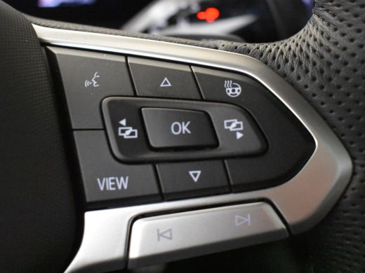 Volkswagen Tiguan 1.5 TSI eHybrid R-Line 272pk | Trekhaak | Panorama dak | Head up display | Harman kardon audio | ... ActivLease financial lease