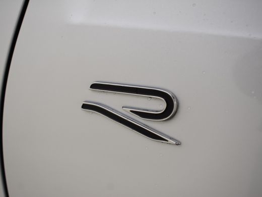 Volkswagen Tiguan 1.5 TSI eHybrid R-Line 272pk | Trekhaak | Panorama dak  | Head up display | Harman kardon audio |... ActivLease financial lease