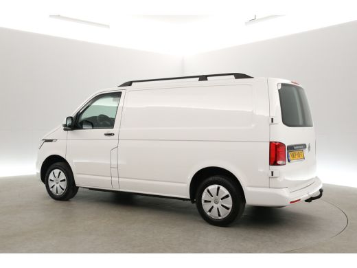 Volkswagen Transporter 2.0 TDI 150PK L1H1 | Airco | Cruise | Carplay | 3 Zits | Parkeersens. | Trekh. ActivLease financial lease