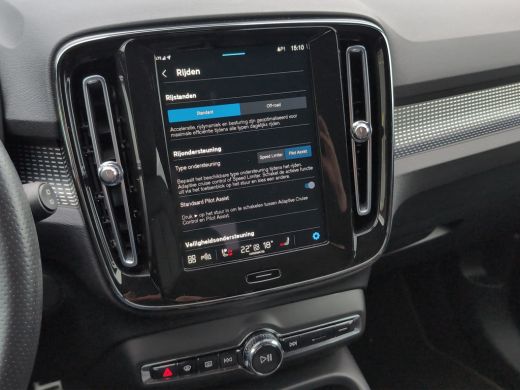 Volvo  XC40 Recharge P8 AWD R-Design | Adap. cruise control | Leder | Stoelverwarming | | Cruise control adap... ActivLease financial lease