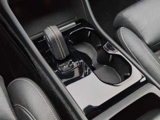 Volvo  XC40 Recharge P8 AWD R-Design | Adap. cruise control | Leder | Stoelverwarming | | Cruise control adap... ActivLease financial lease