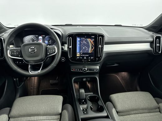 Volvo  XC40 T4 Recharge Core | 18" | Stoel/Stuurverwarming | Parkeercamera | Getint Glas | Keyless | Elektris... ActivLease financial lease