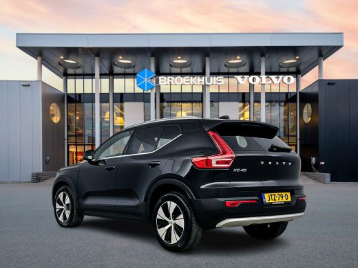 Volvo  XC40 T4 Recharge Core | 18" | Stoel/Stuurverwarming | Parkeercamera | Getint Glas | Keyless | Elektris... ActivLease financial lease