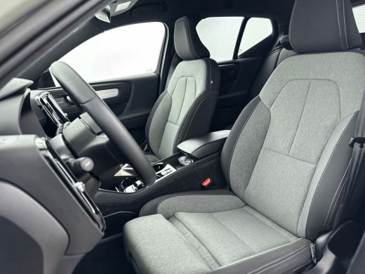 Volvo  XC40 T4 Recharge Plus Dark | 19" | Harman Kardon | Elektrisch verstelbare stoelen | Stoel/Stuurverwarm... ActivLease financial lease