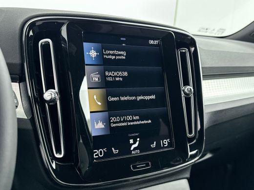 Volvo  XC40 T4 Recharge Plus Dark | 19" | Harman Kardon | Elektrisch verstelbare stoelen | Stoel/Stuurverwarm... ActivLease financial lease