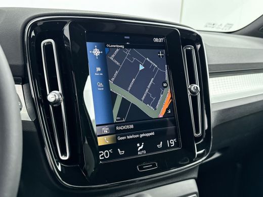 Volvo  XC40 T4 Recharge Plus Dark | 19" | Harman Kardon | Elektrisch verstelbare stoelen | Stoel/Stuurverwarm... ActivLease financial lease