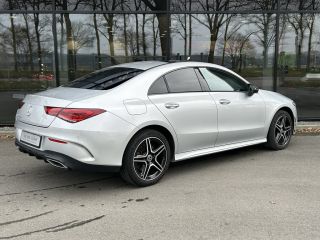 Mercedes-Benz CLA 250e AMG // Panoramadak // Nightpakket // Sfeerverlichting // Carplay // Camera // Keyless // Mul...