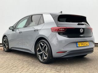 Volkswagen ID.3 First Plus 58 kWh Carplay Adap.Cruise Camera Stoel/Stuurverw Keyless Led NL-Auto!