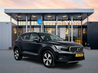Volvo  XC40 T4 Recharge Core | 18" | Stoel/Stuurverwarming | Parkeercamera | Getint Glas | Keyless | Elektris...