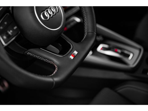 Audi A3 Sportback 30 TFSI S edition ActivLease financial lease