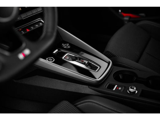 Audi A3 Sportback 30 TFSI S edition ActivLease financial lease