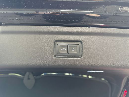 Audi A6 Avant e-tron Avant e-tron S edition 83 kWh 286pk Voorstoelen verwarmd | Top view camera | Adaptive cruise control ActivLease financial lease