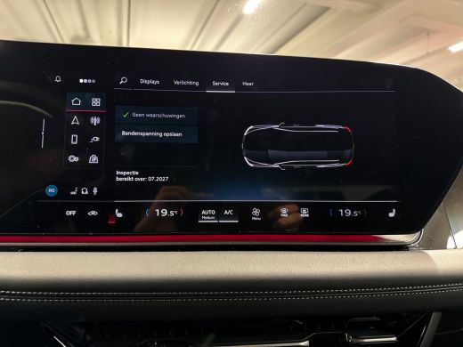 Audi A6 Avant e-tron Avant e-tron S edition 83 kWh 286pk Voorstoelen verwarmd | Top view camera | Adaptive cruise control ActivLease financial lease