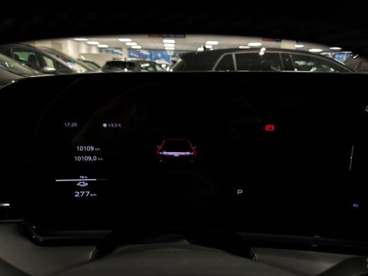 Audi A6 Avant e-tron Avant e-tron S edition 83 kWh 286pk Voorstoelen verwarmd | Top view camera | Adaptive cruise control ActivLease financial lease