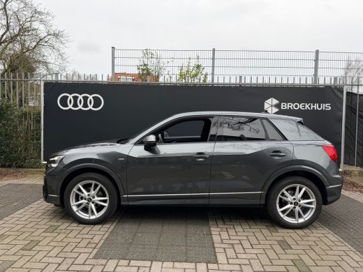 Audi Q2 35 TFSI S line | Leder | 18 Inch | Camera achter | ACC | Keyless entry | Matrix | Trekhaak | ActivLease financial lease