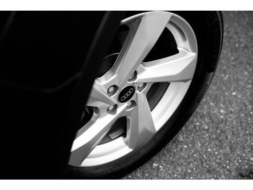 Audi Q3 35 TFSI Advanced edition | Trekhaak | ActivLease financial lease