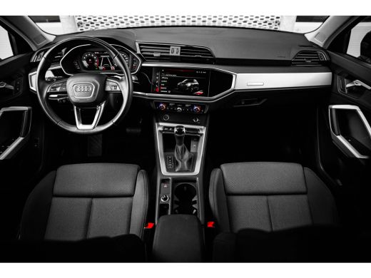 Audi Q3 35 TFSI Advanced edition | Trekhaak | ActivLease financial lease