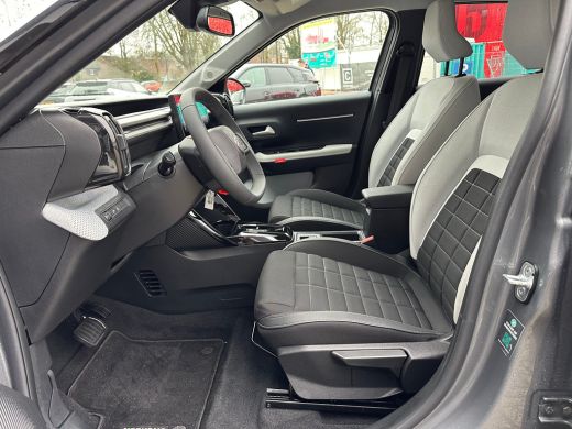 Citroën &euml;-C3 Max 113pk 44 kWh | 11 kW lader | Achterbank in delen neerklapbaar | Achteruitrijcamera ActivLease financial lease