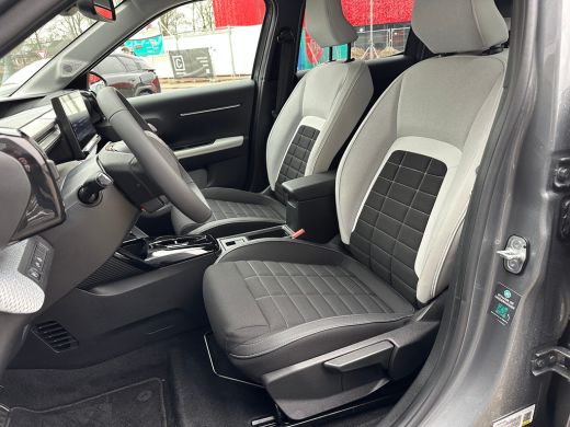 Citroën &euml;-C3 Max 113pk 44 kWh | 11 kW lader | Achterbank in delen neerklapbaar | Achteruitrijcamera ActivLease financial lease